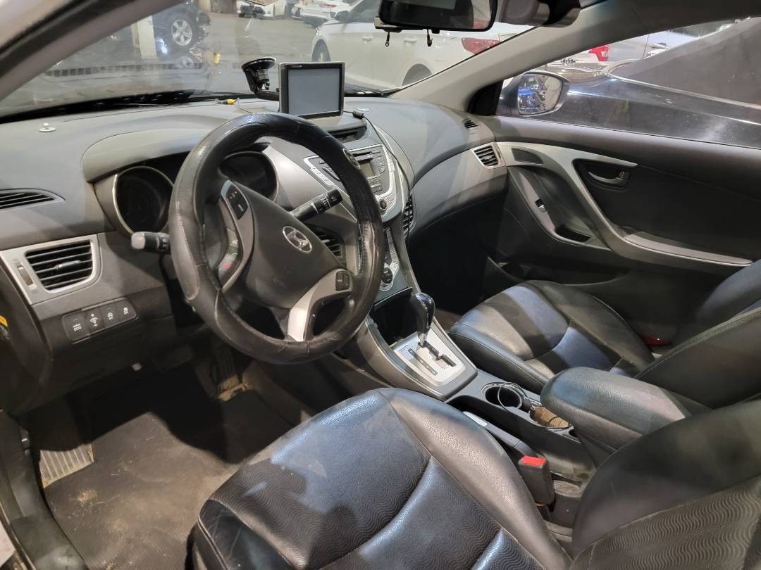 2012 HYUNDAI AVANTE — 183430 KM — Lot 501619 — Main - Marhaba Auctions Used Cars - Image 9