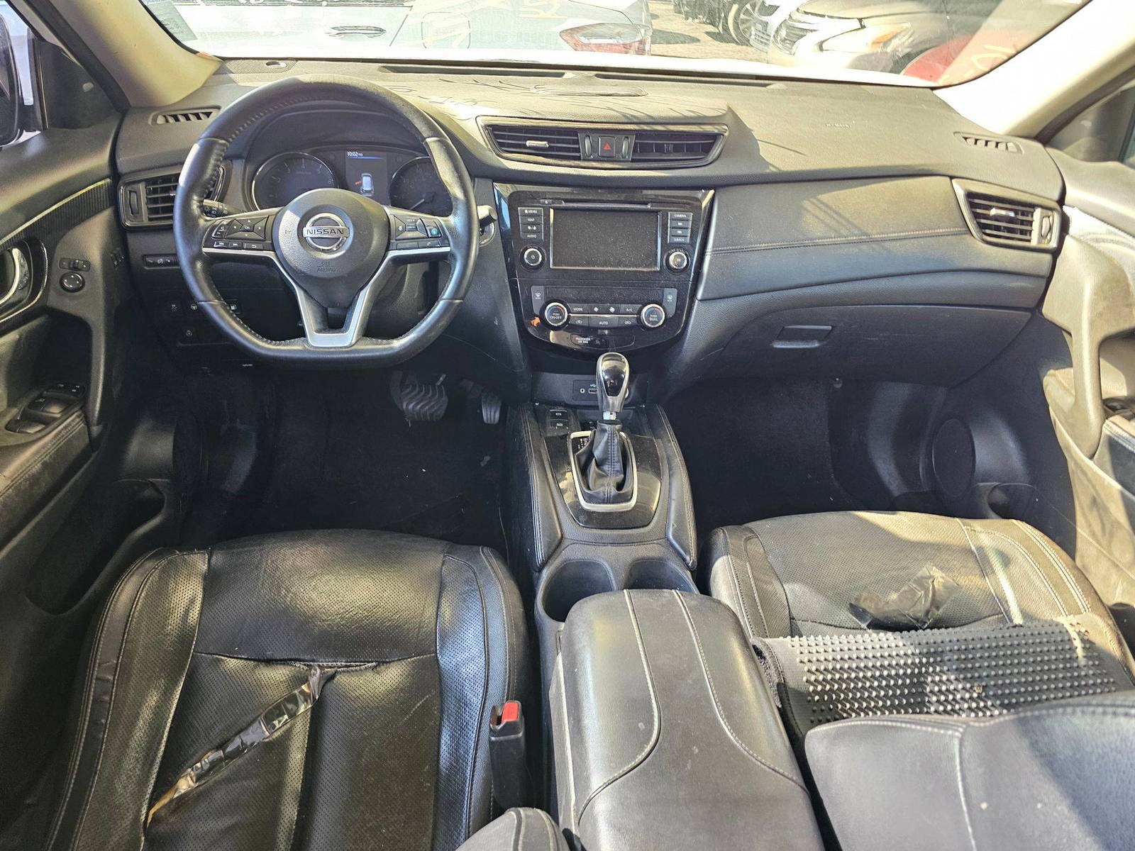 NISSAN ROGUE 2019 - Marhaba Auction Used Cars - Image 6