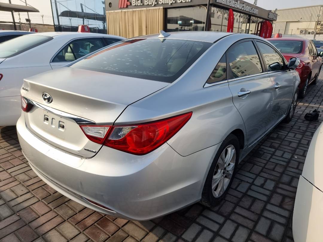 2013 HYUNDAI SONATA — 201118 Miles — Lot 2148587 — Ind. 12 - Marhaba Auctions Used Cars - Image 3
