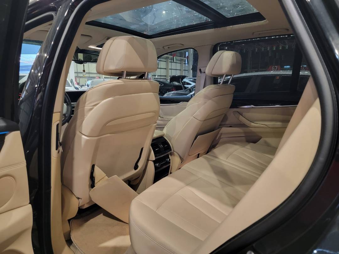 2014 BMW X5 XDRIVE50I — 175812 KM — Lot E0C08433 — Main - Marhaba Auctions Used Cars - Image 9