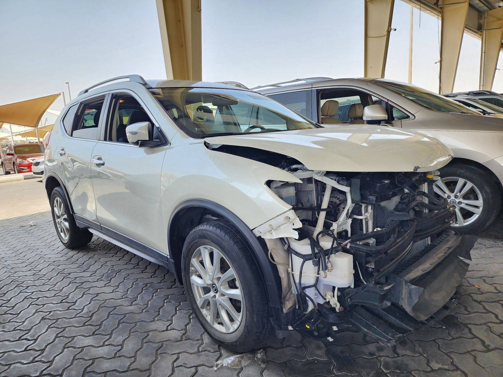 2019 NISSAN ROGUE — 65610 KM — Lot 42606074 — Souq - Marhaba Auctions Used Cars - Image 4