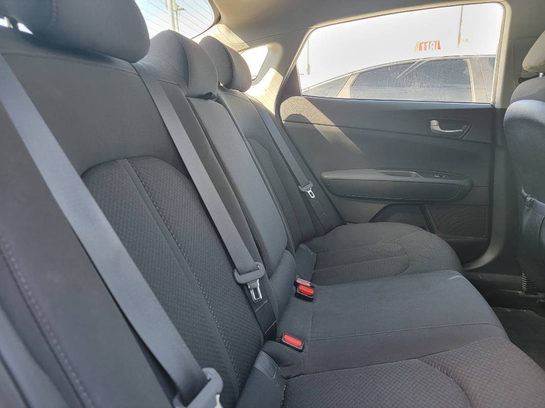 2018 KIA OPTIMA — 95540 Miles — Lot G270821 - Marhaba Auctions Used Cars - Image 5