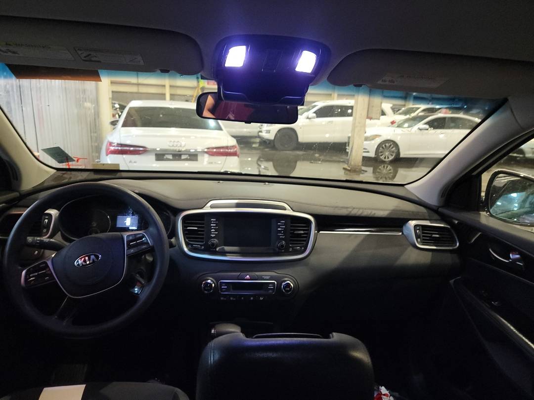 2019 KIA SORENTO — 163088 Miles — Lot 1263955 — Main - Marhaba Auctions Used Cars - Image 9