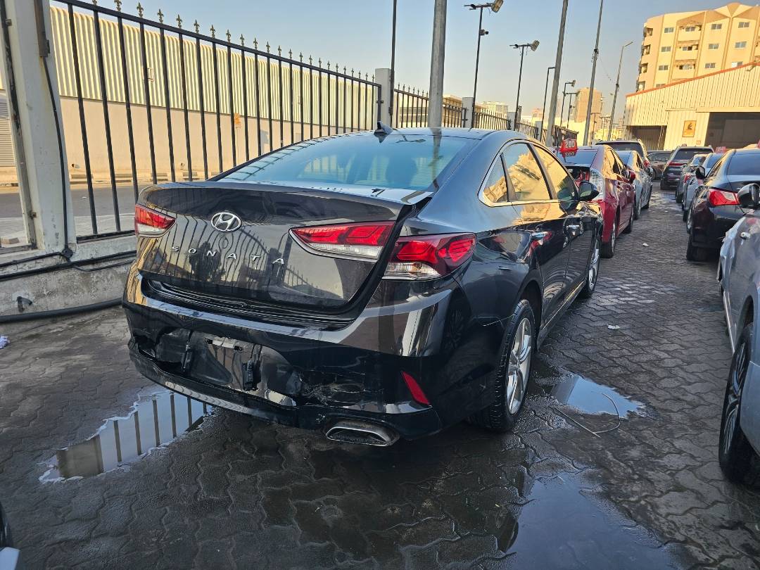 2018 HYUNDAI SONATA — 98477 Miles — Lot 124587 — Main - Marhaba Auctions Used Cars - Image 9
