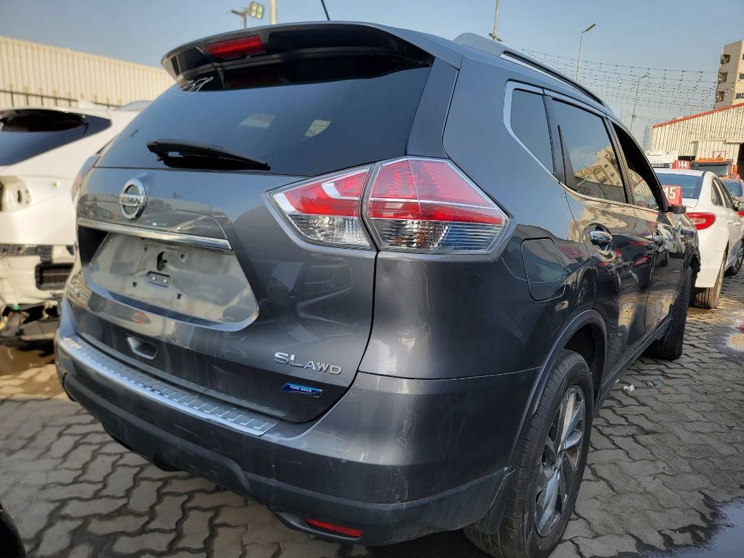 2014 NISSAN ROGUE — 234035 Miles — Lot 39067959 — Main - Marhaba Auctions Used Cars - Image 3