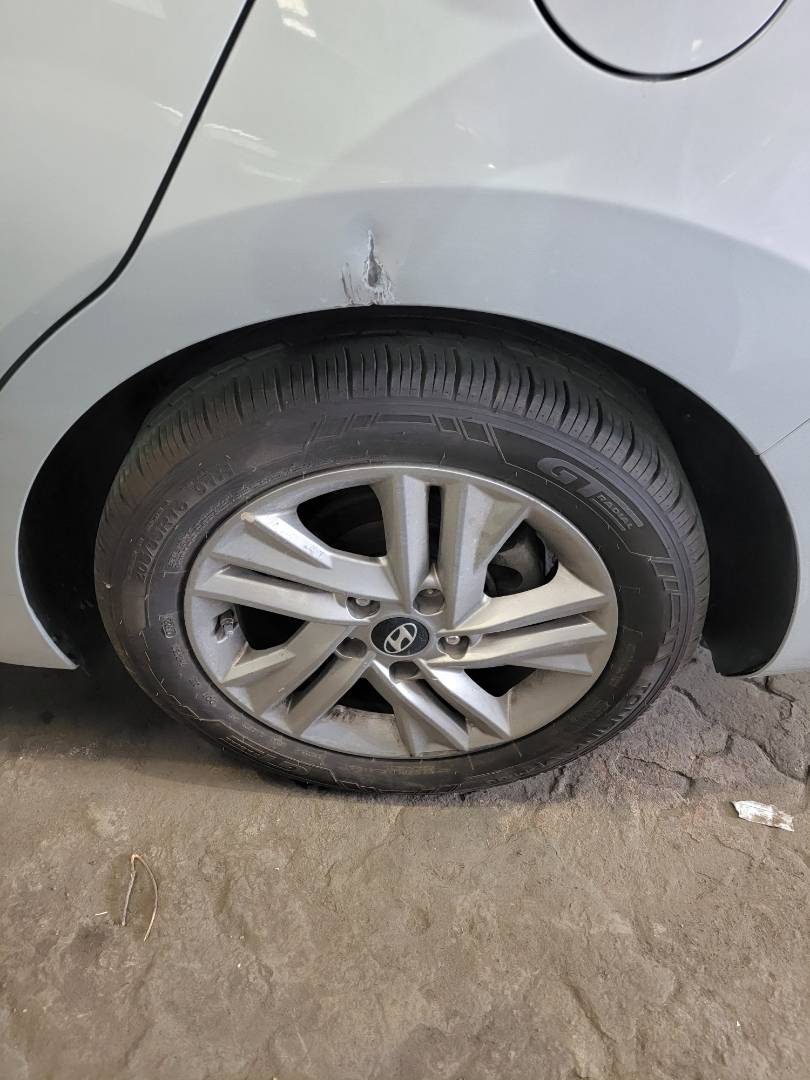2019 HYUNDAI ELANTRA — 102636 Miles — Lot 9KH433081 — Main - Marhaba Auctions Used Cars - Image 9