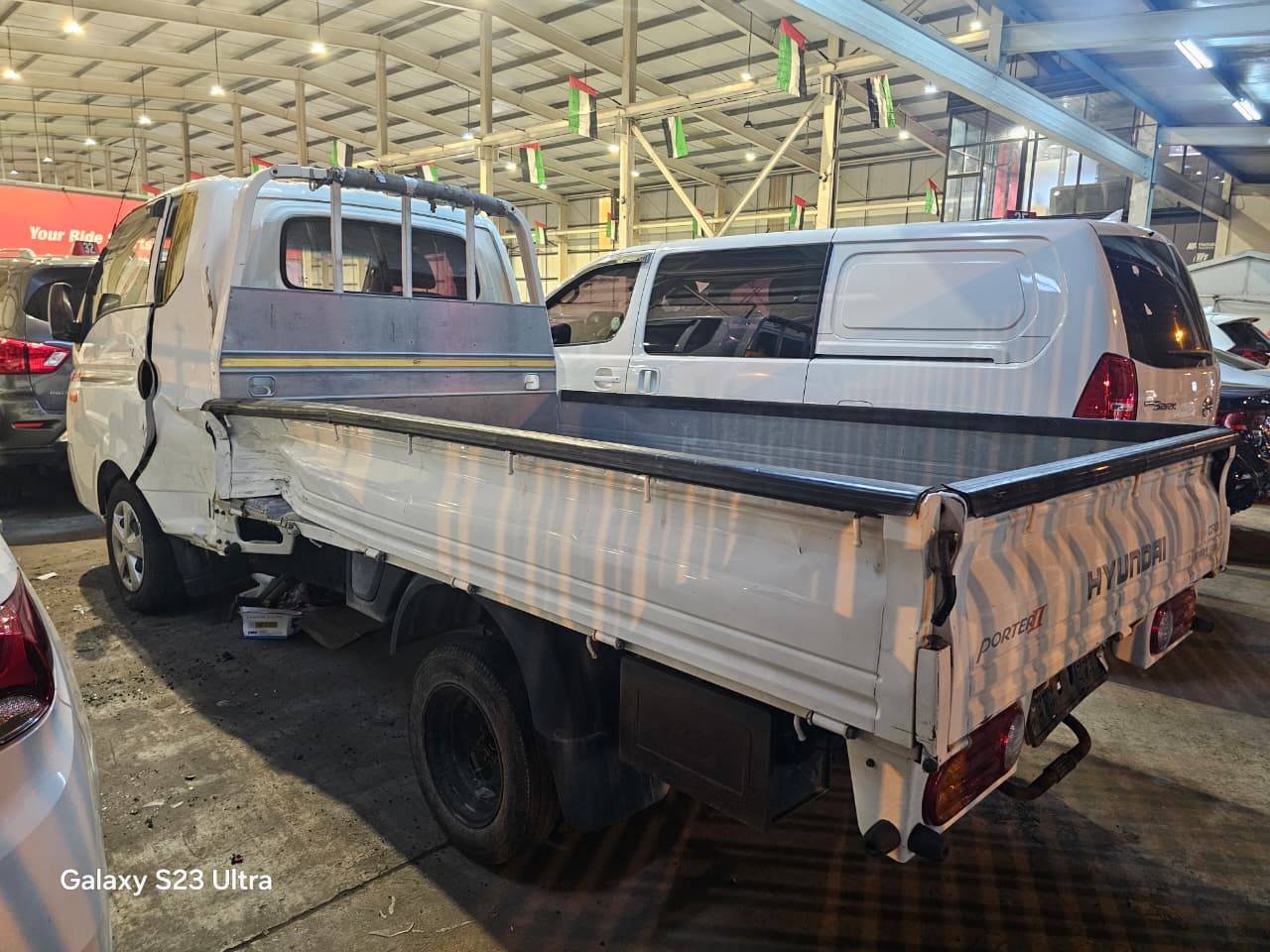 2017 HYUNDAI PORTER 2 — 81040 KM — Lot HU329829 — Main - Marhaba Auctions Used Cars - Image 7