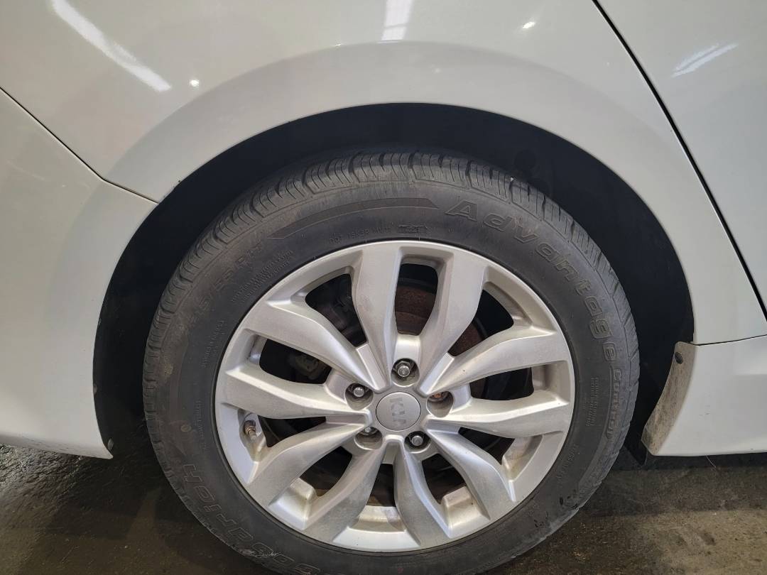 2015 KIA OPTIMA — 139239 Miles — Lot 38498196 - Marhaba Auctions Used Cars - Image 4