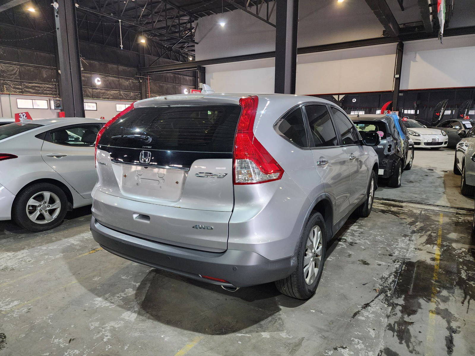 2012 HONDA CR-V — 337304 KM — Lot 203951 — Main - Marhaba Auctions Used Cars - Image 4