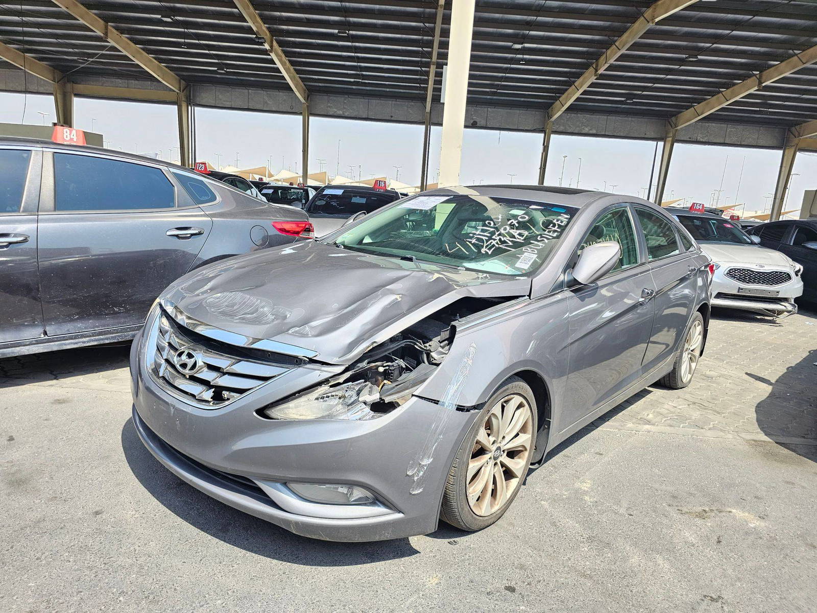 2011 HYUNDAI SONATA — 178146 Miles — Lot 9BH275070 — Souq - Marhaba Auctions Used Cars - Image 5