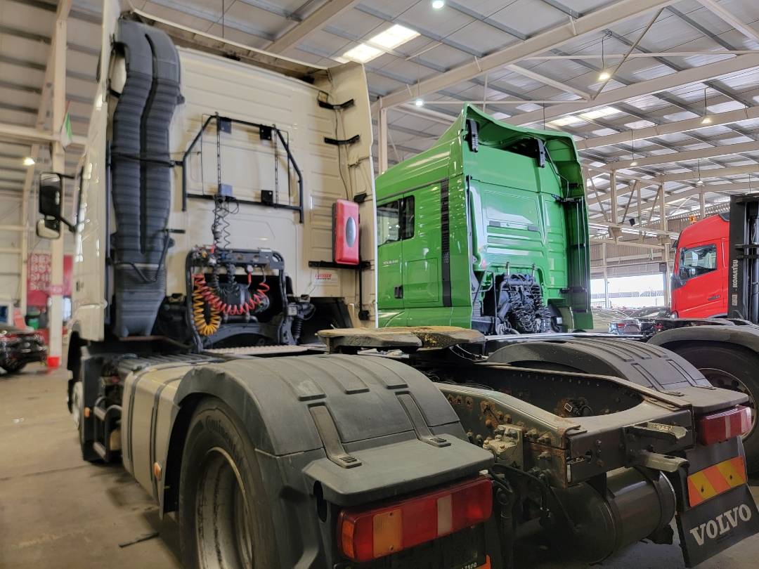 2012 VOLVO FH-Series — 754992 KM — Lot B626166 — Main - Marhaba Auctions Used Cars - Image 4