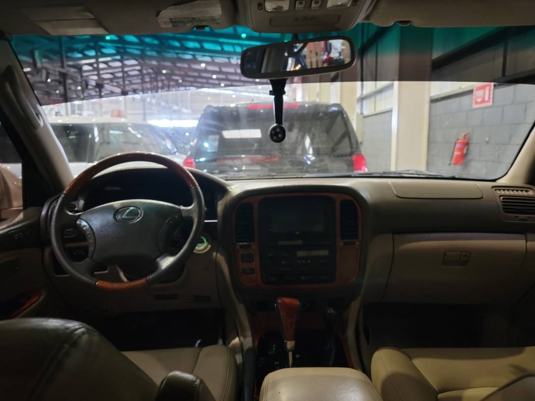 1999 LEXUS LX 470 — 341329 Miles — Lot X0041219 — Main - Marhaba Auctions Used Cars - Image 8