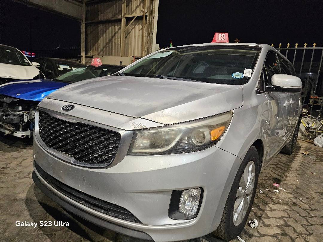 KIA SEDONA