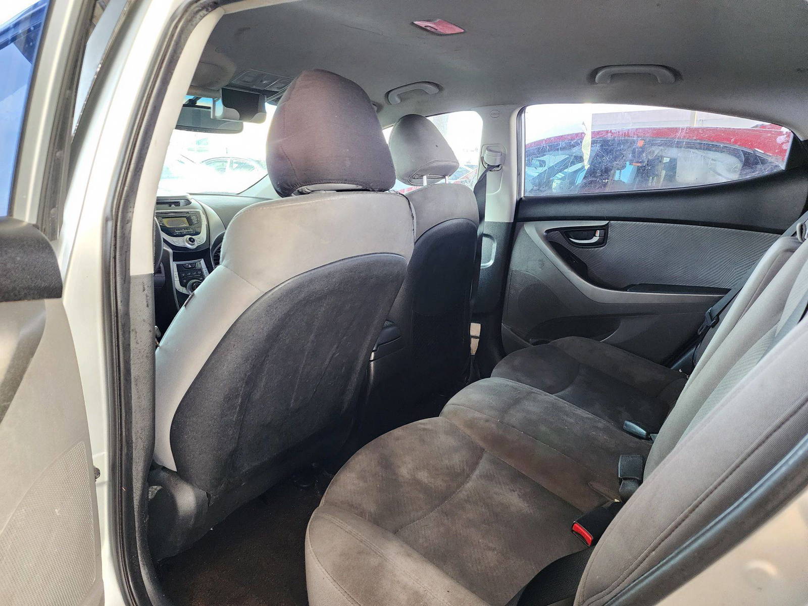 2012 HYUNDAI ELANTRA — 128949 Miles — Lot 50259 — Souq - Marhaba Auctions Used Cars - Image 6