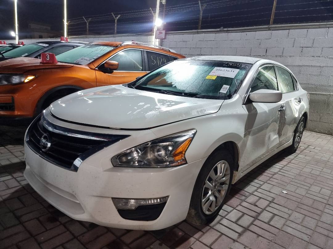 2015 NISSAN ALTIMA — 180669 KM — Lot 215487 — Ind. 12 - Marhaba Auctions Used Cars - Image 3