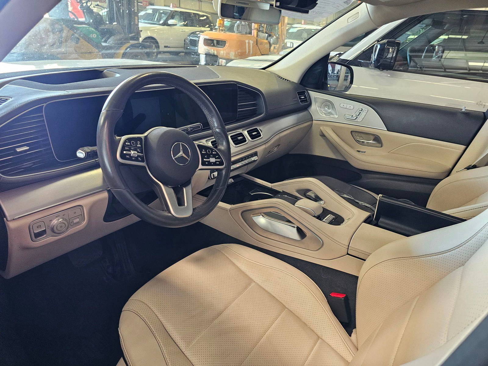 MERCEDES BENZ GLS 450 2020 - Marhaba Auction Used Cars - Image 8