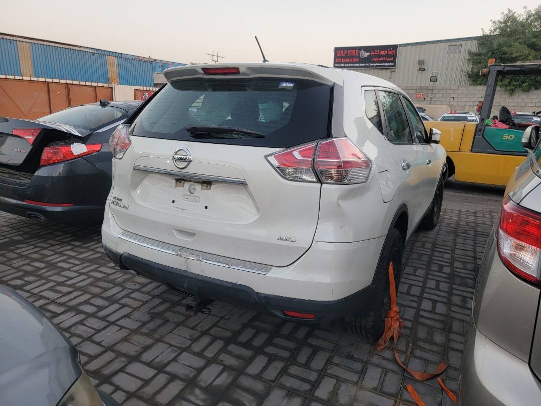 2015 NISSAN ROGUE — 105473 Miles — Lot 9FC788096 — Main - Marhaba Auctions Used Cars - Image 4