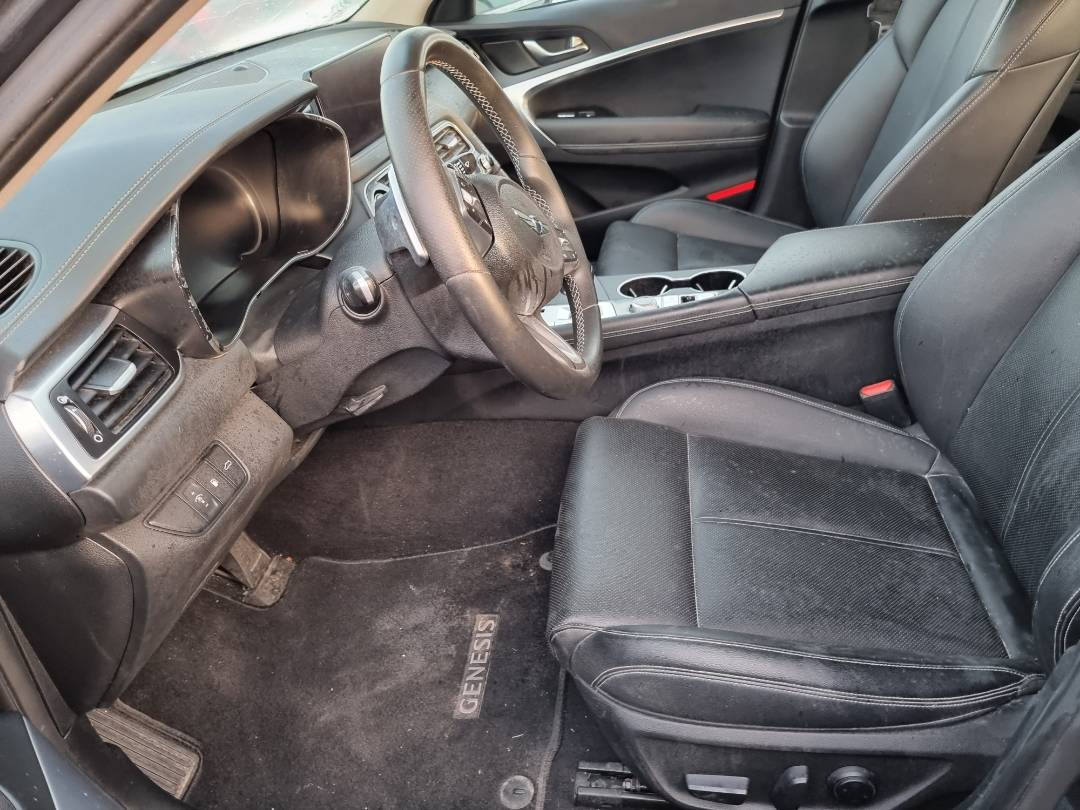 2022 GENESIS G70 — 27775 Miles — Lot 125487 — Ind. 12 - Marhaba Auctions Used Cars - Image 5