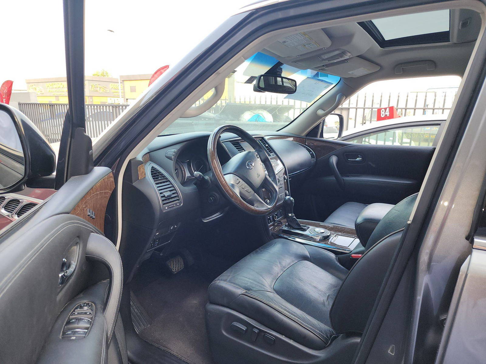 2016 INFINITI QX80 — 149295 Miles — Lot 610092 — Al Quoz - Marhaba Auctions Used Cars - Image 9