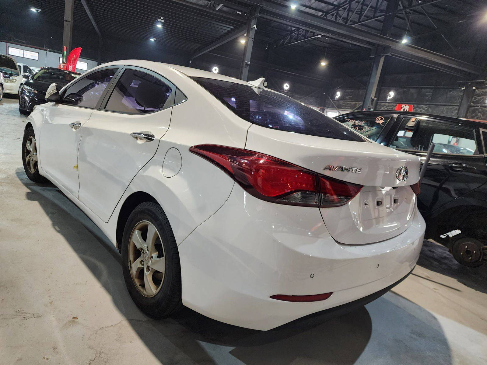 2014 HYUNDAI AVANTE — 127643 KM — Lot 996769 — Al Quoz - Marhaba Auctions Used Cars - Image 6