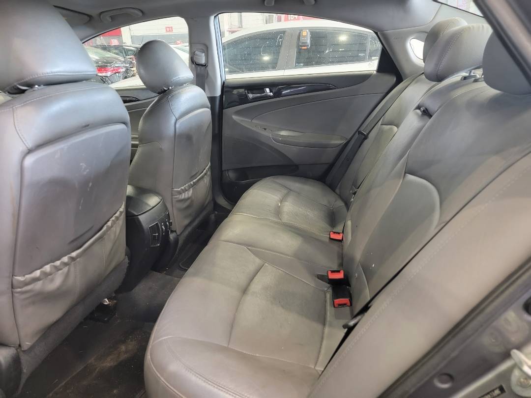 2011 HYUNDAI SONATA — 211524 Miles — Lot 1BH238062 — Main - Marhaba Auctions Used Cars - Image 6