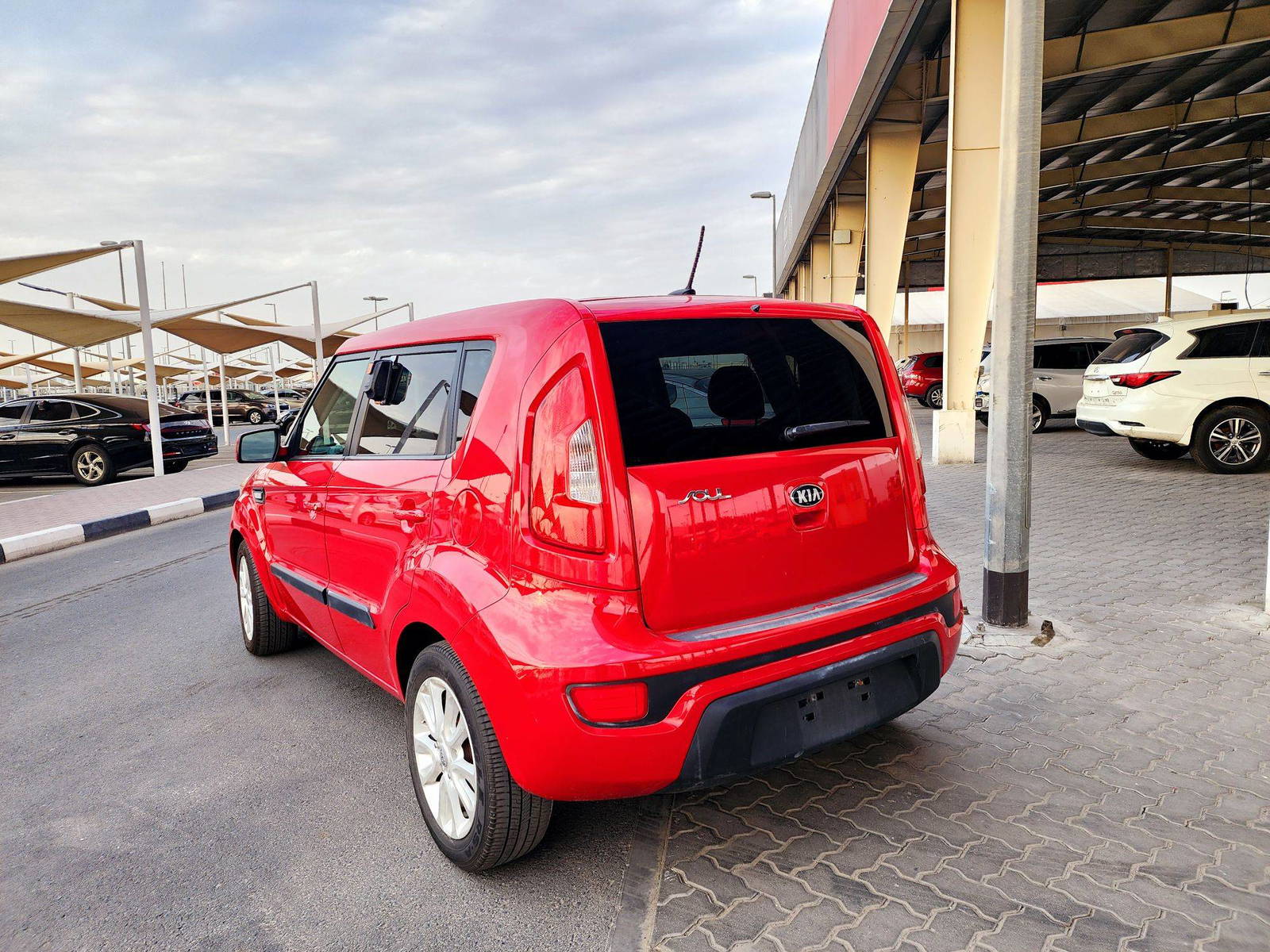 2013 KIA SOUL — 130659 Miles — Lot 7575344 — Souq - Marhaba Auctions Used Cars - Image 5
