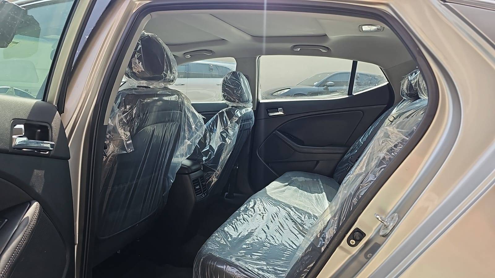 KIA OPTIMA 2012 - Marhaba Auction Used Cars - Image 8