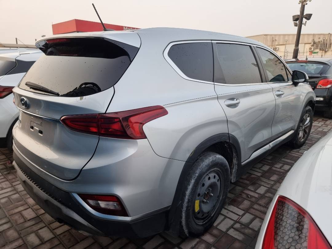 2019 HYUNDAI SANTA FE — 217010 Miles — Lot 215478 — Ind. 12 - Marhaba Auctions Used Cars - Image 5