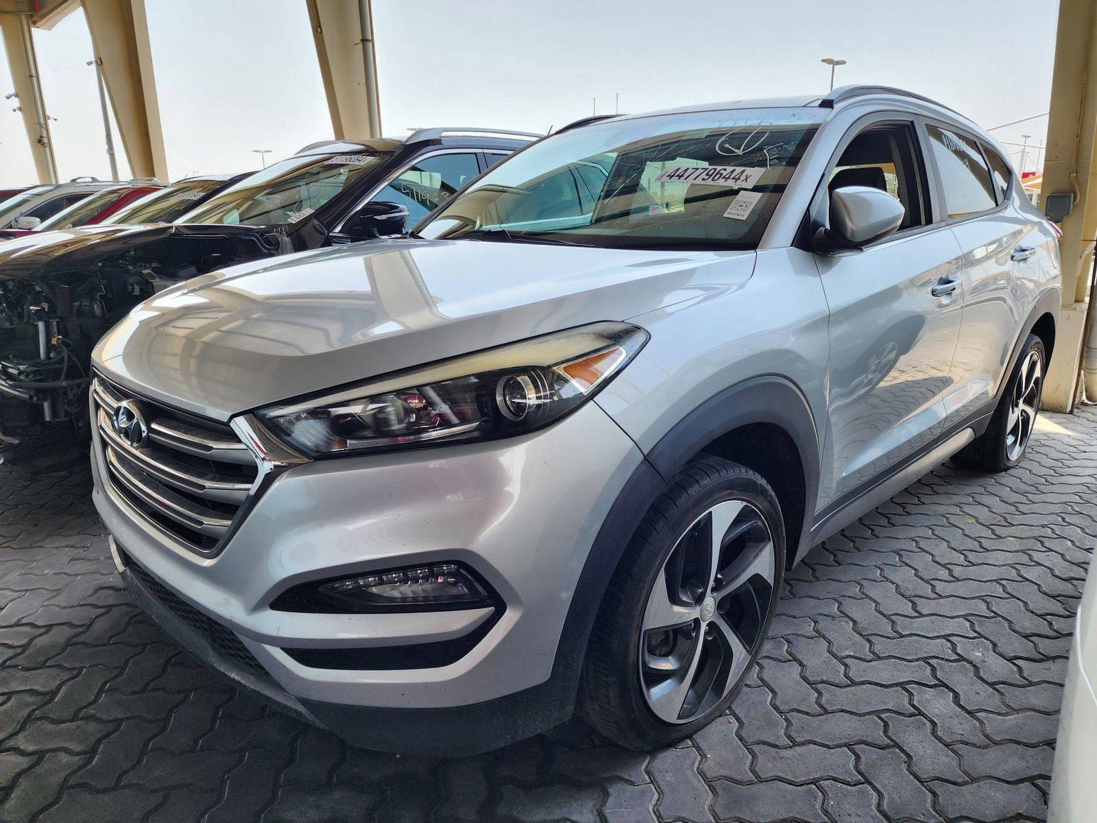 2017 HYUNDAI TUCSON — 140368 Miles — Lot 44779644 — Main - Marhaba Auctions Used Cars - Image 5