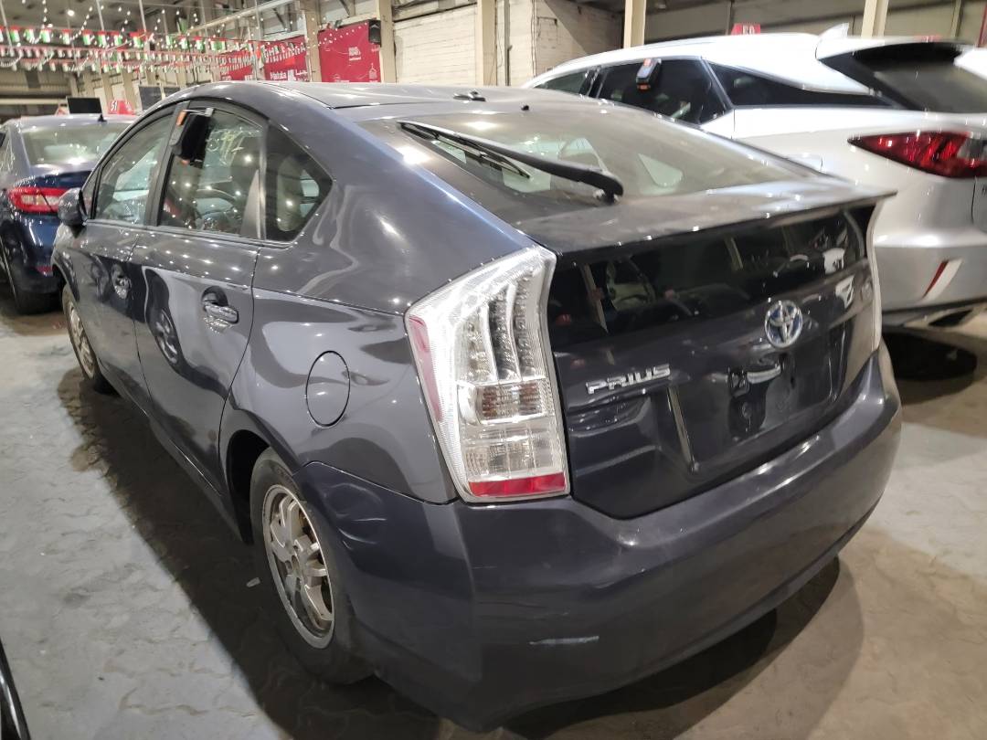 2010 TOYOTA PRIUS — 255173 Miles — Lot 7A1296123 — Main - Marhaba Auctions Used Cars - Image 3