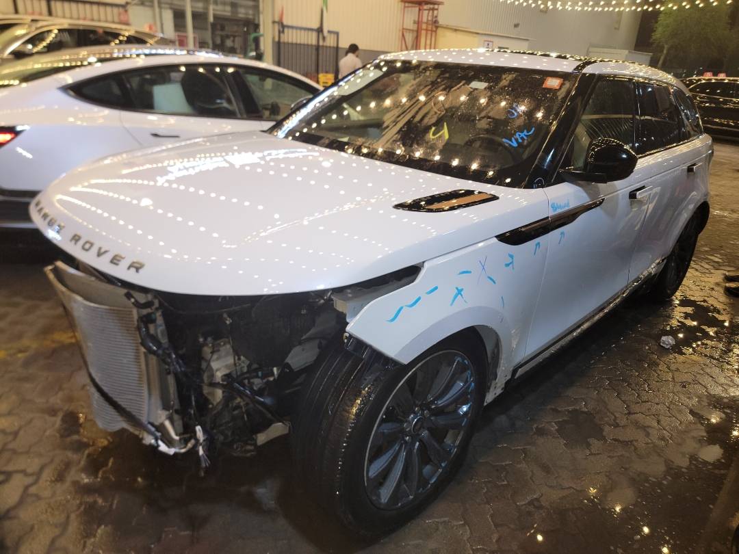 2018 LAND ROVER RANGE ROVER VELAR R-DYNAMIC S — 62424 Miles — Lot 37181382 - Marhaba Auctions Used Cars - Image 8