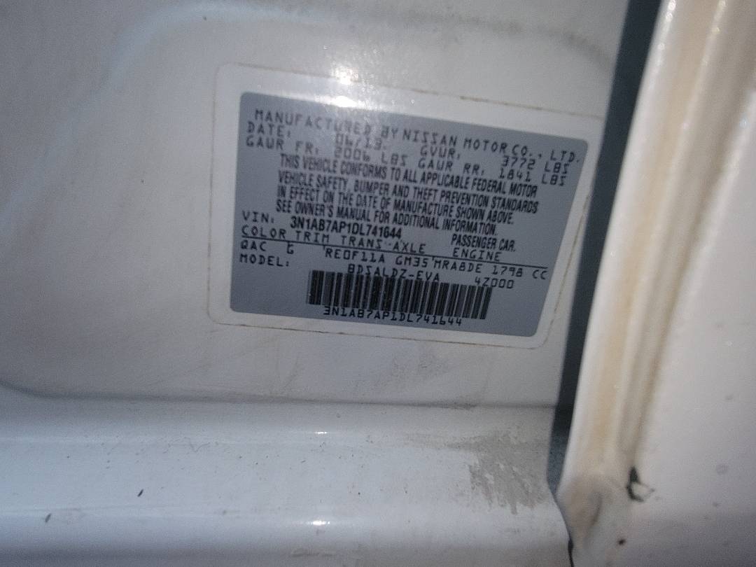 2013 NISSAN SENTRA — 180273 Miles — Lot 73636173 - Marhaba Auctions Used Cars - Image 9