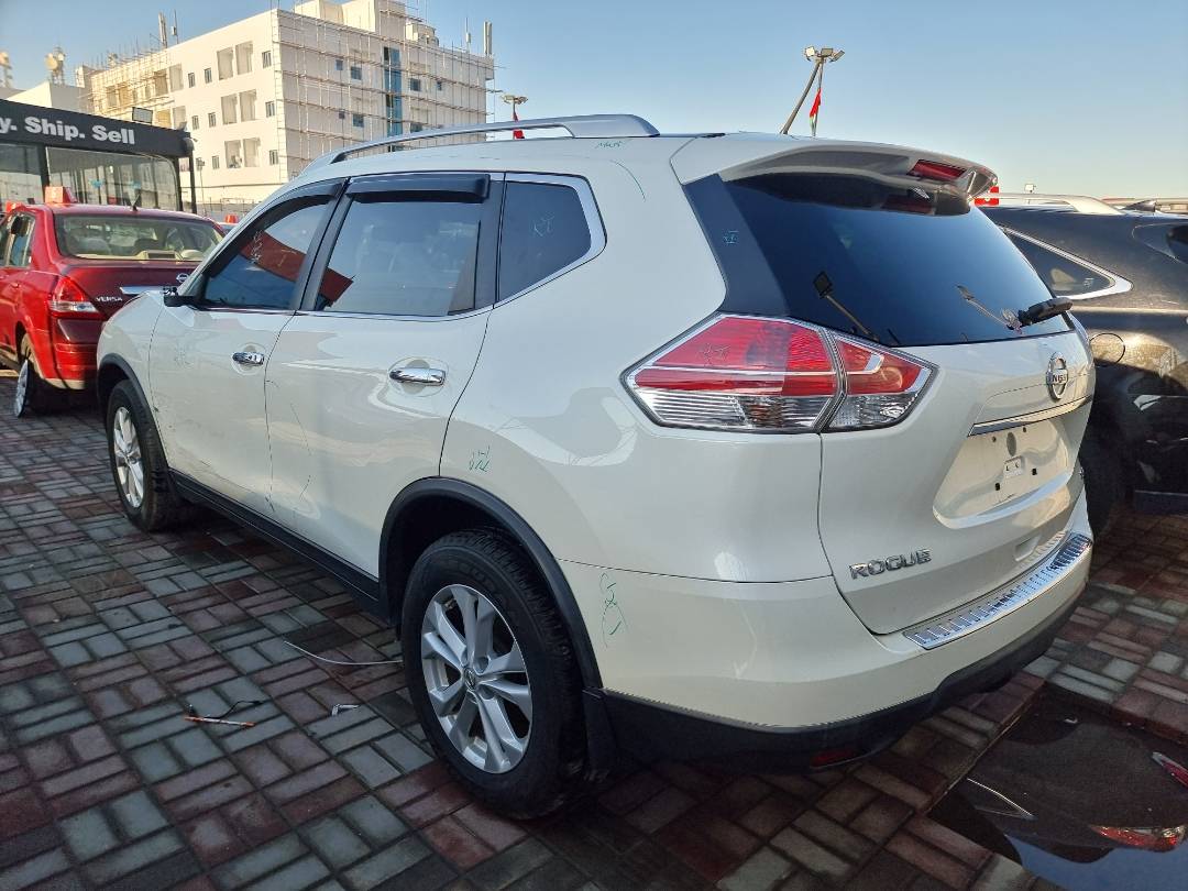 2016 NISSAN ROGUE — 153453 Miles — Lot 215487 — Main - Marhaba Auctions Used Cars - Image 5