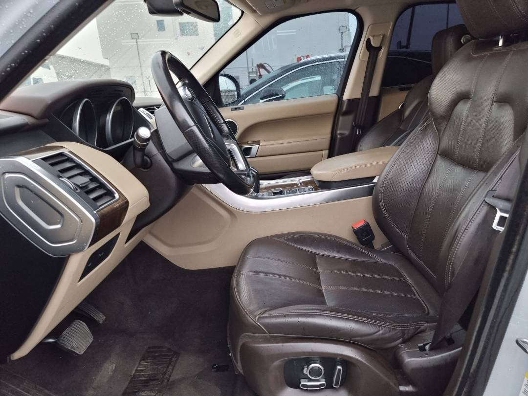 2016 LAND ROVER RANGE ROVER SPORT HSE — 97945 Miles — Lot F9GA117420 — Ind. 12 - Marhaba Auctions Used Cars - Image 8