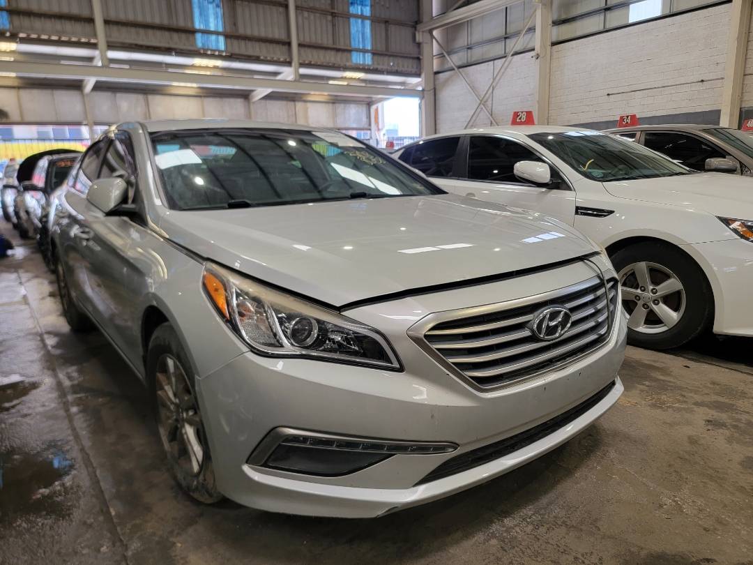 2015 HYUNDAI SONATA — 121342 Miles — Lot 38088658 - Marhaba Auctions Used Cars - Image 4