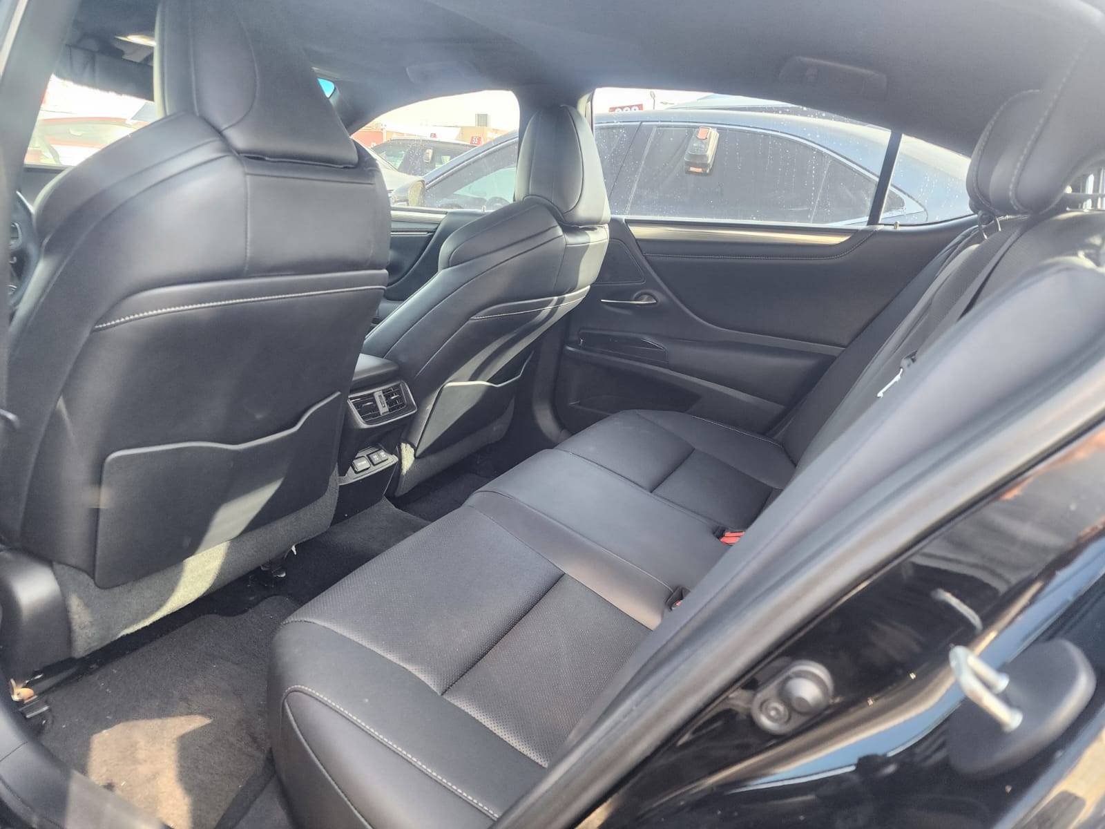 LEXUS ES 350 2021 - Marhaba Auction Used Cars - Image 10