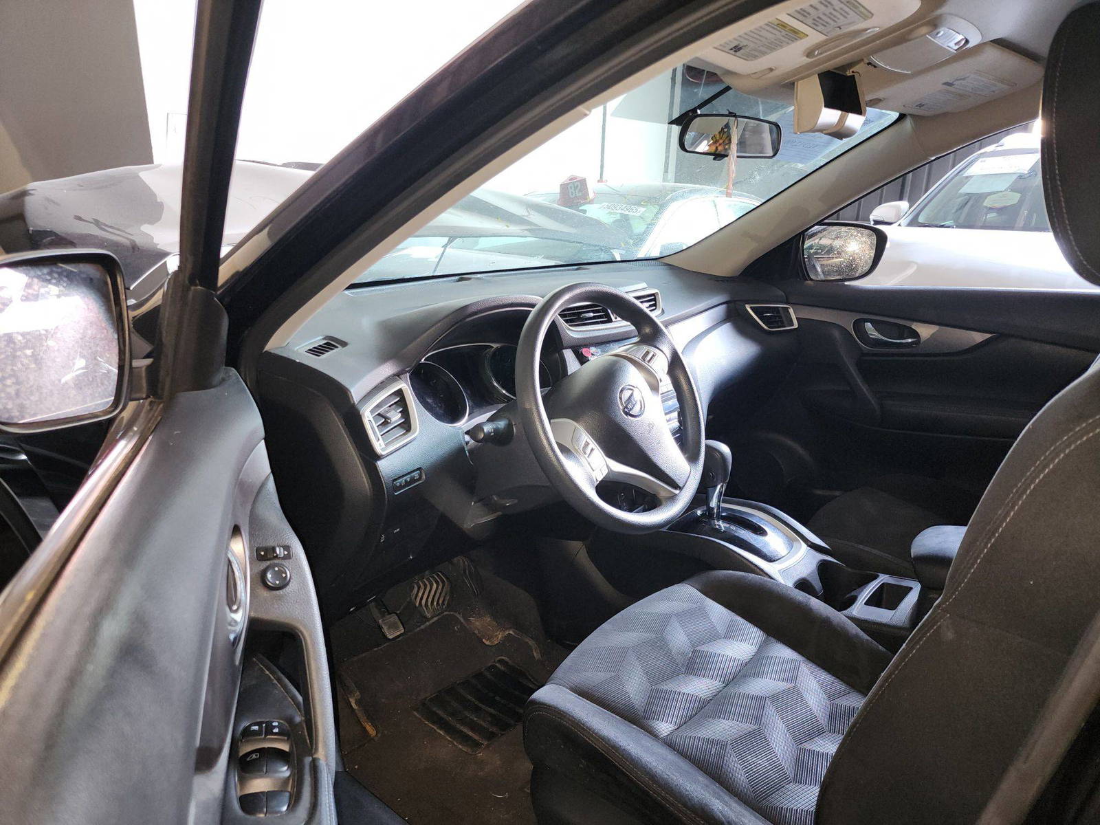 2014 NISSAN ROGUE — 95731 Miles — Lot 25029 — Souq - Marhaba Auctions Used Cars - Image 9