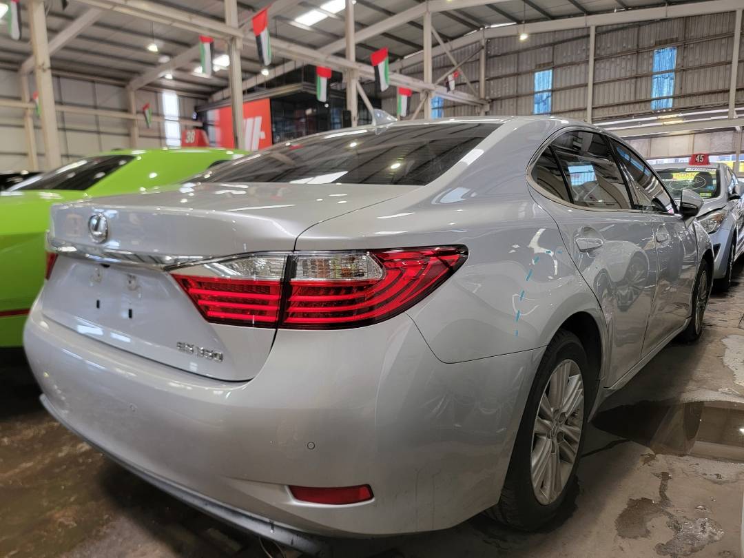 2015 LEXUS ES 350 — 131280 Miles — Lot 38685185 - Marhaba Auctions Used Cars - Image 3