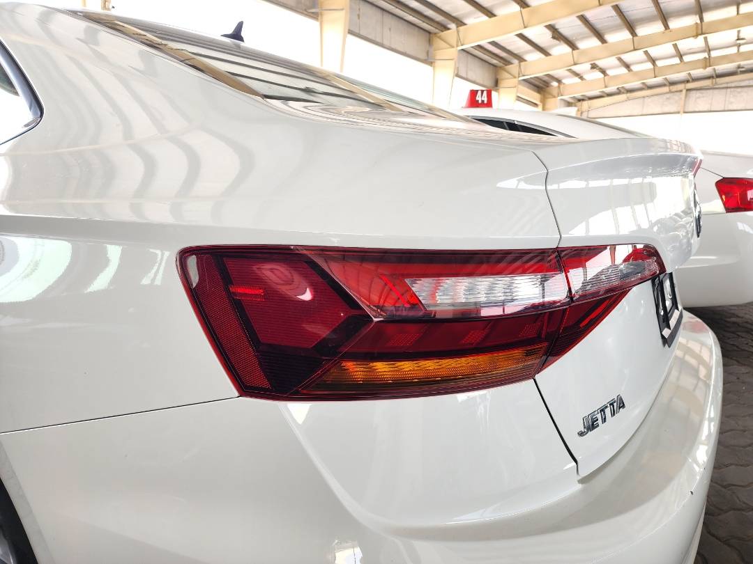 2019 VOLKSWAGEN JETTA — 90977 Miles — Lot 79299403 — Main - Marhaba Auctions Used Cars - Image 10