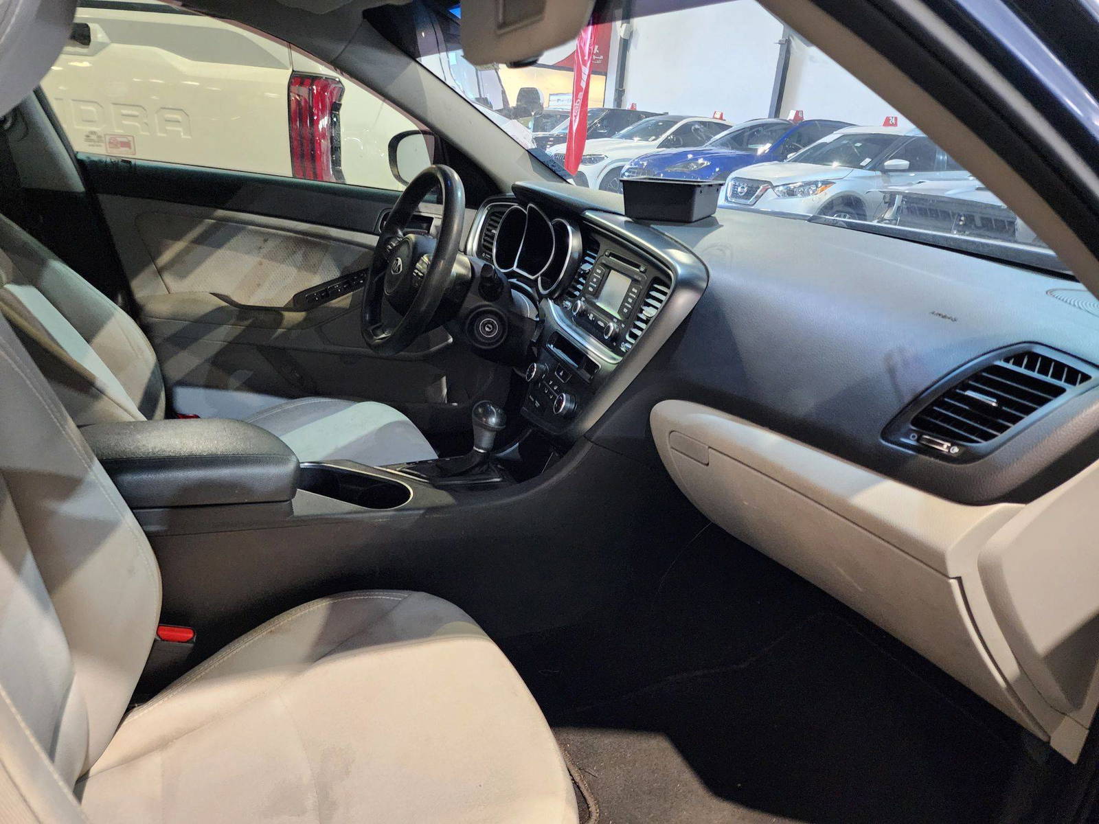 2015 KIA OPTIMA — 226013 Miles — Lot 70771 — Al Quoz - Marhaba Auctions Used Cars - Image 9