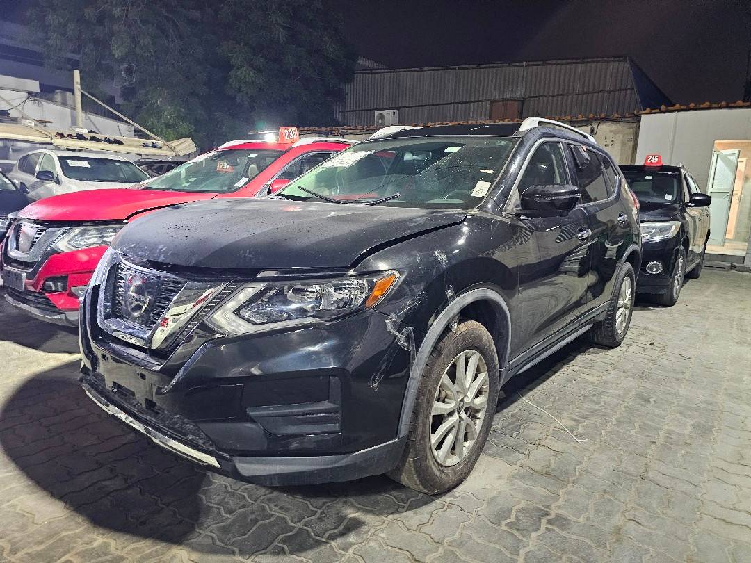 NISSAN ROGUE