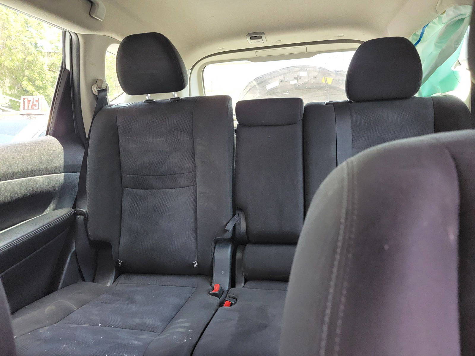 NISSAN ROGUE 2015 - Marhaba Auction Used Cars - Image 7