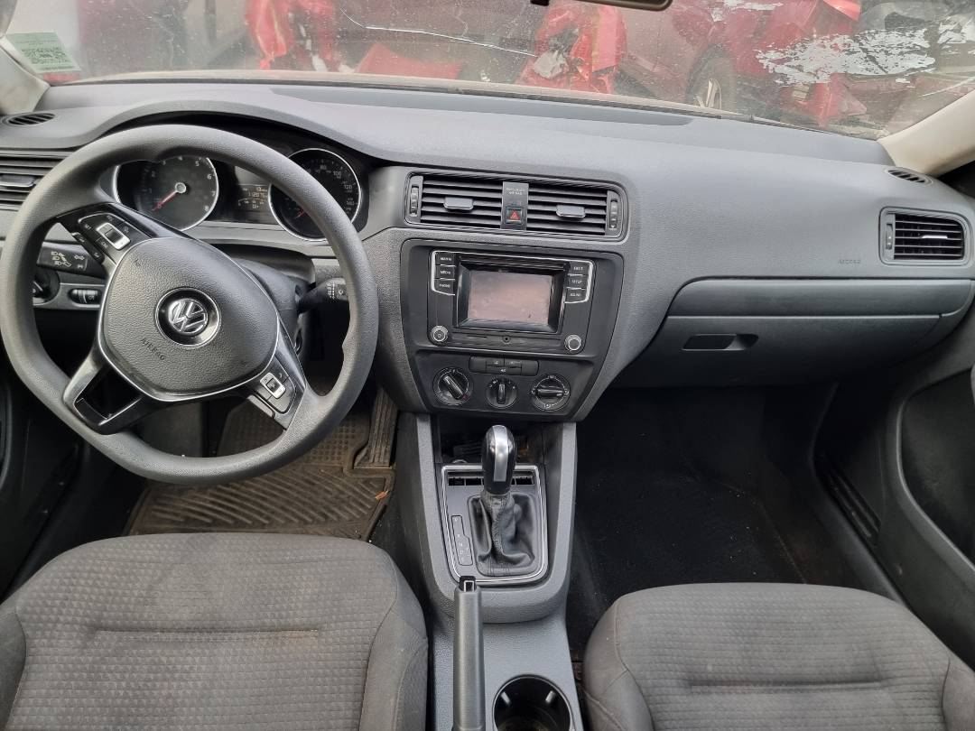 2016 VOLKSWAGEN JETTA — 112074 Miles — Lot 40580514 — Souq - Marhaba Auctions Used Cars - Image 8