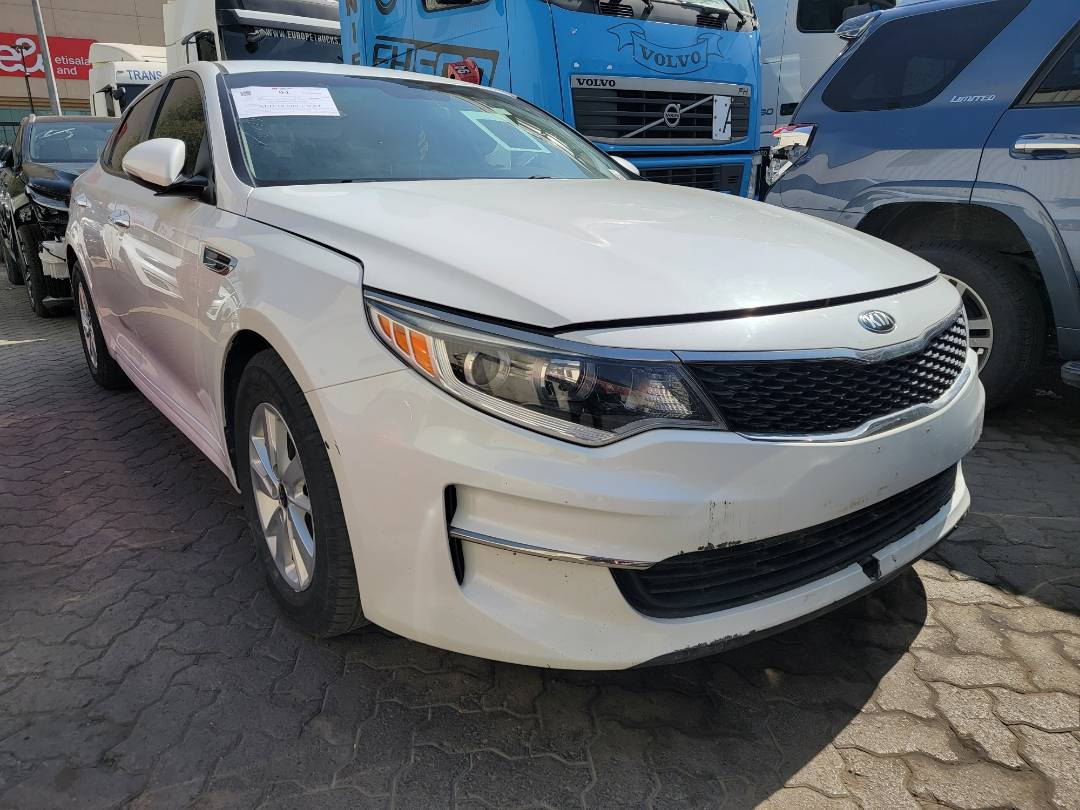 2018 KIA OPTIMA — 102516 Miles — Lot JG182623 — Main - Marhaba Auctions Used Cars - Image 4