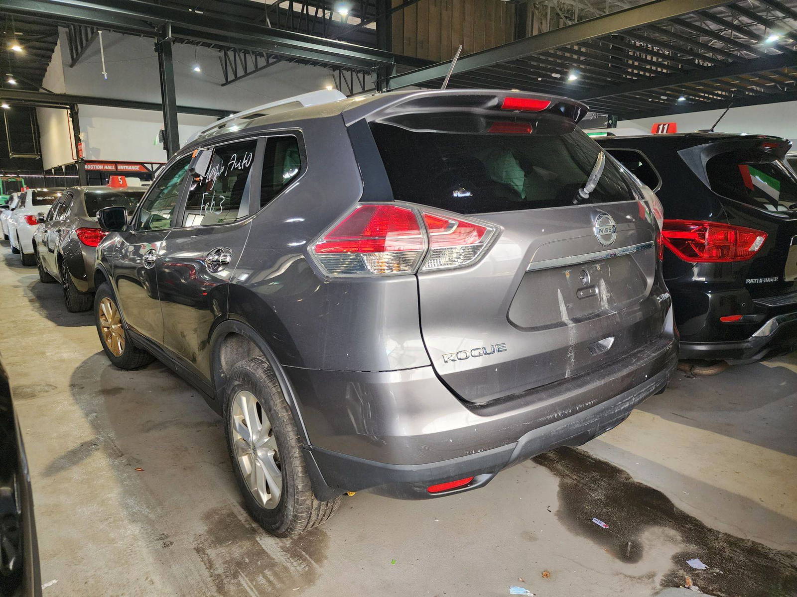 2016 NISSAN ROGUE — 153337 KM — Lot 88351285 — Al Quoz - Marhaba Auctions Used Cars - Image 4