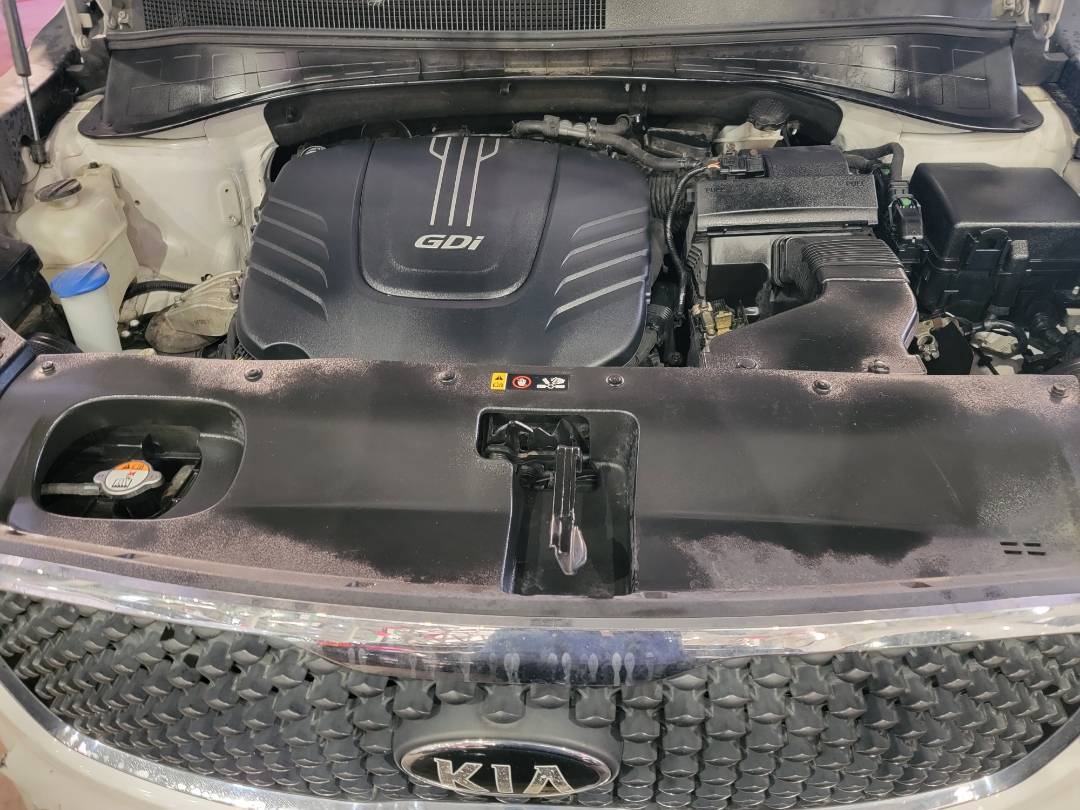 2016 KIA SORENTO — 127104 Miles — Lot 094000 — Main - Marhaba Auctions Used Cars - Image 11