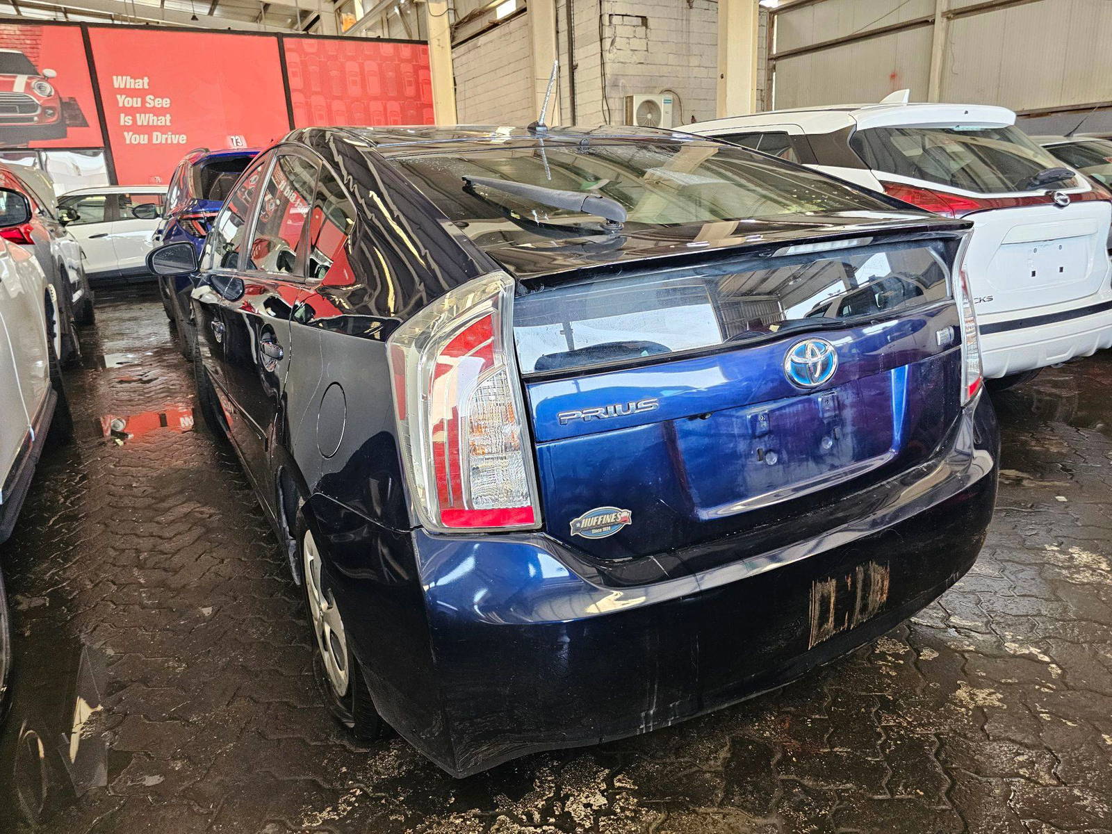 2015 TOYOTA PRIUS — 167087 Miles — Lot XF1944190 — Main - Marhaba Auctions Used Cars - Image 3