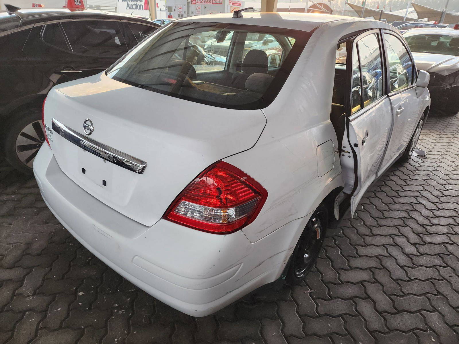 2010 NISSAN VERSA — 149745 Miles — Lot 80252353 - Marhaba Auctions Used Cars - Image 4