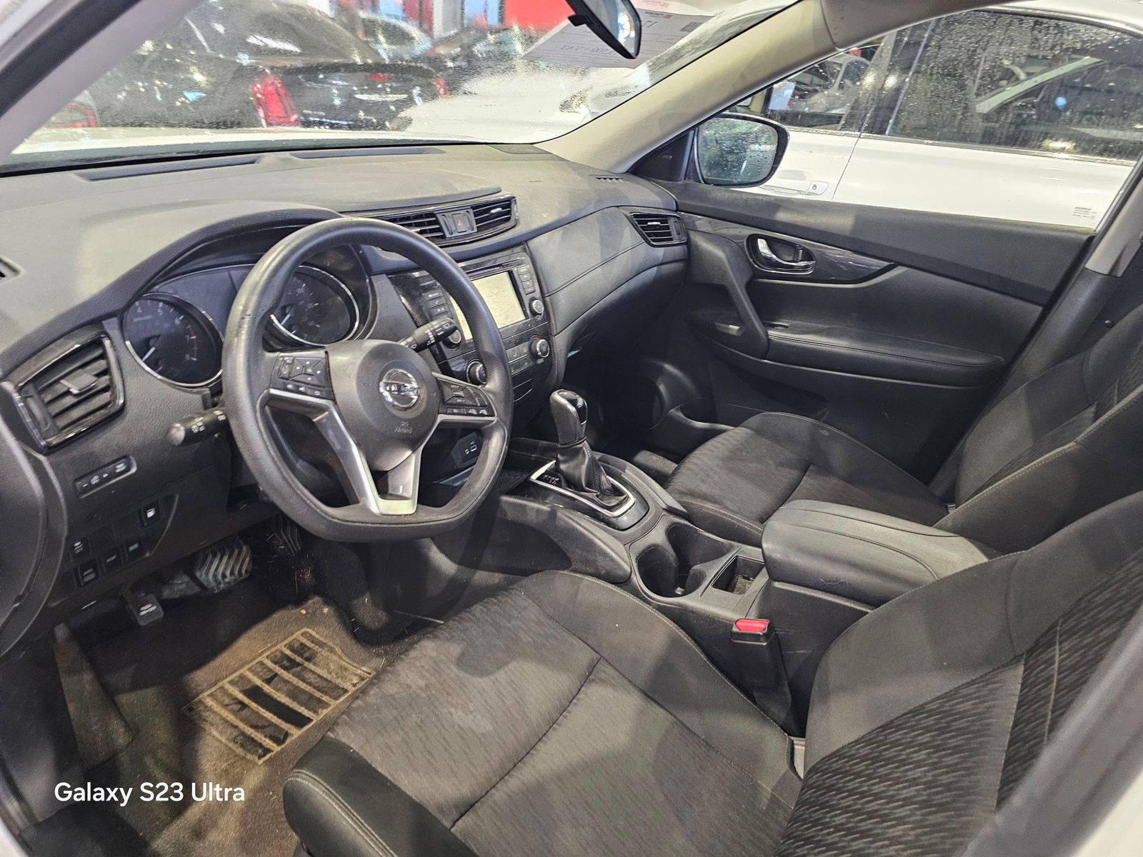 NISSAN ROGUE 2018 - Marhaba Auction Used Cars - Image 8