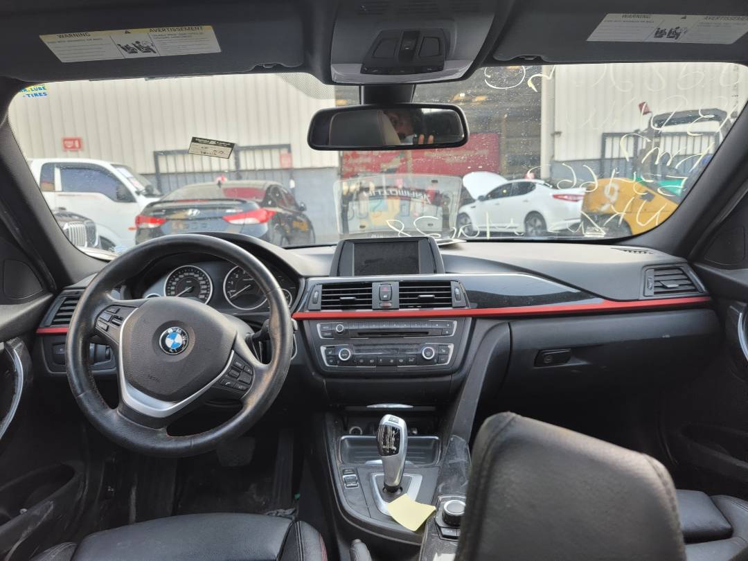 2013 BMW 328i — 380416 KM — Lot F534662 — Main - Marhaba Auctions Used Cars - Image 7